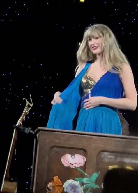 camel toe taylor swift|Taylor Swift Rips Open Her Dress on Stage in Eras Tour .